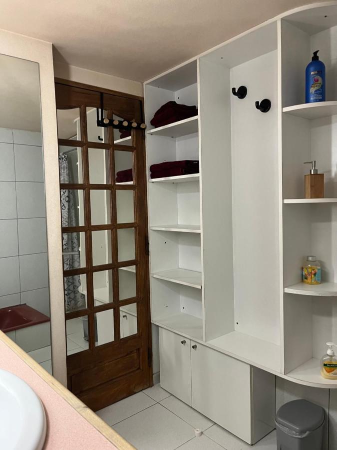 Ferienwohnung Atypique Châteauneuf-de-Gadagne Exterior foto